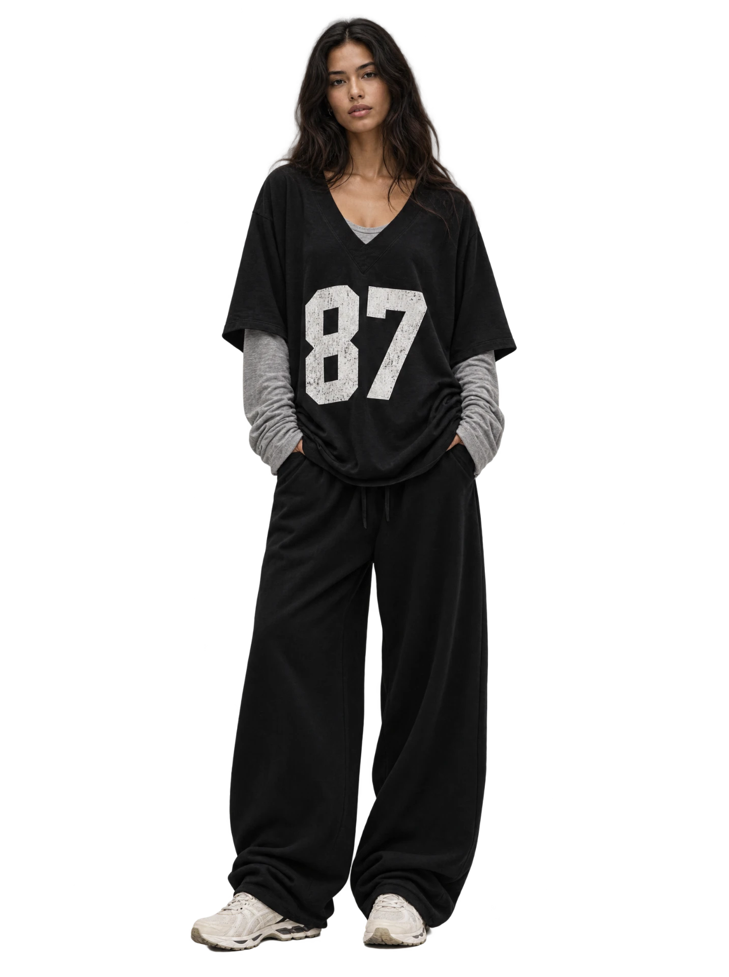 '87 Tunic in Washed Black with black sweatpants